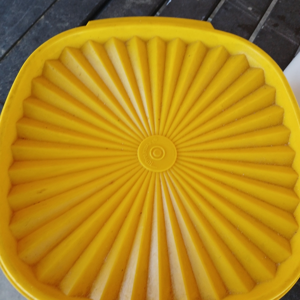Vintage tupperware